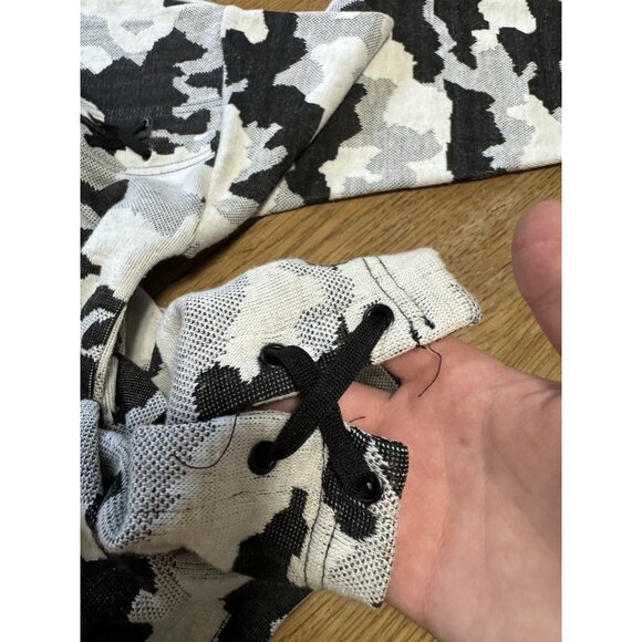 NANETTE LEPORE Sweater Size XL Long Sleeve Stretch Business Casual Loungewear - Picture 12 of 13